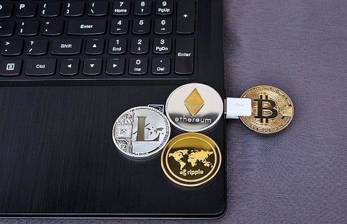 bitcoin usd 1 year